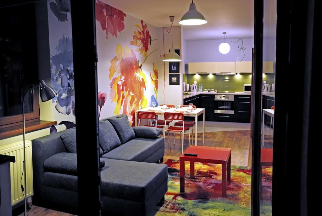 Color Apartment Krakov Pokoj fotografie